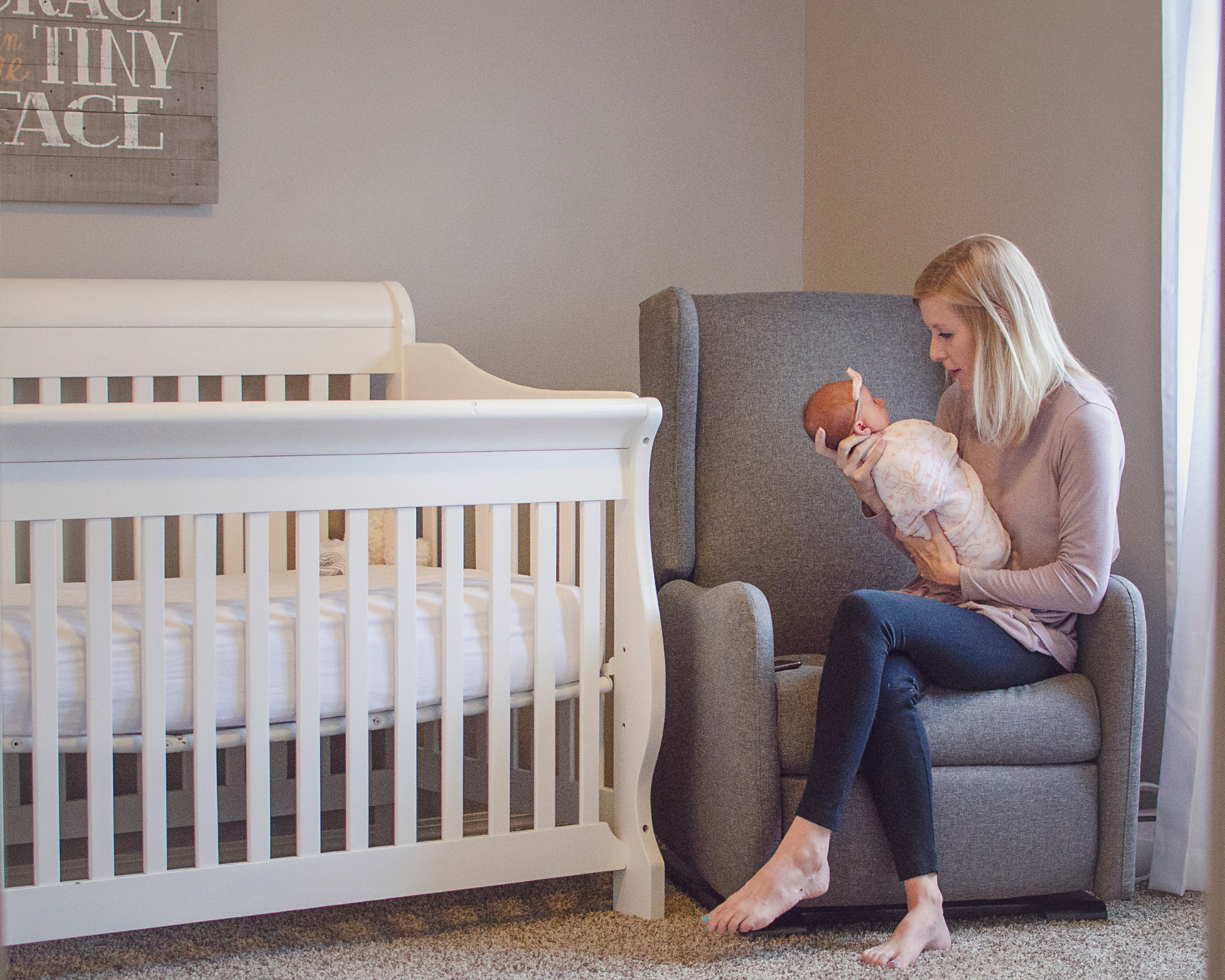 Postpartum & Infant Care Specialist gets newborn to sleep